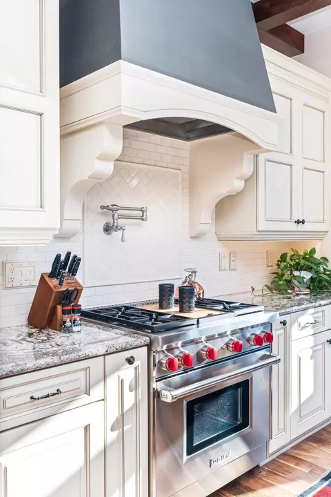 Kitchen - 580 Marshall St, Duluth, MN 55803 photo 5 of 5