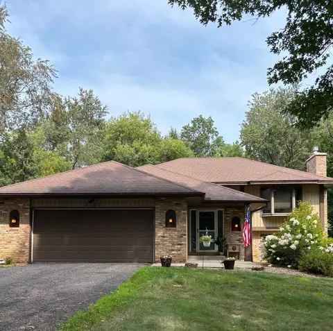 2753 225th Ln NE, East Bethel, MN 55011