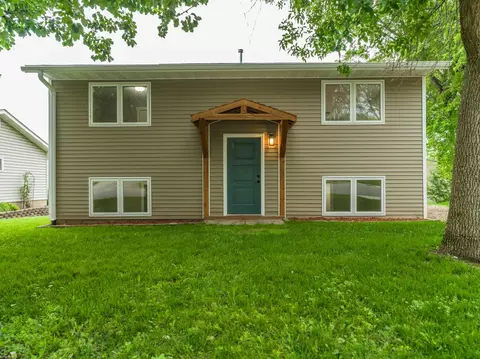 1208 Crestview Rd, Albert Lea, MN 56007