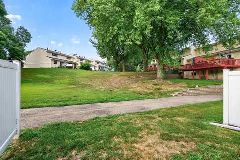 Exterior - 3215 Valley Ridge Dr #56, Eagan, MN 55121 photo 3 of 8