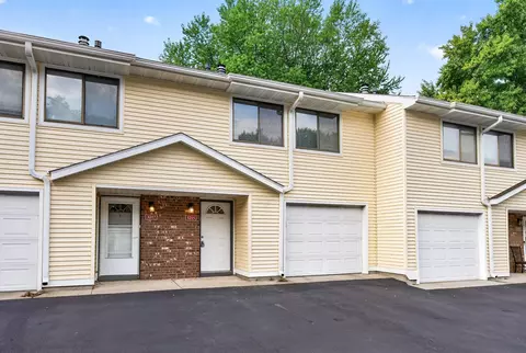 Exterior - 3215 Valley Ridge Dr #56, Eagan, MN 55121 photo 2 of 8