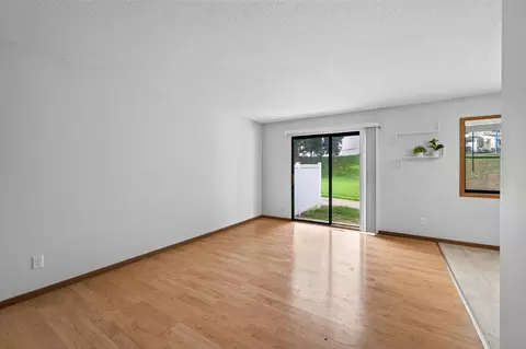 Living - 3215 Valley Ridge Dr #56, Eagan, MN 55121 photo 2 of 6