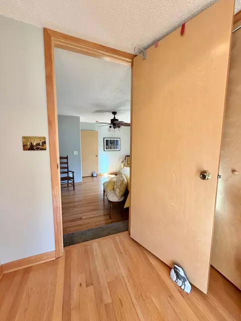 Entry Way - 707 5th St S, Walker, MN 56484 photo 7 of 10