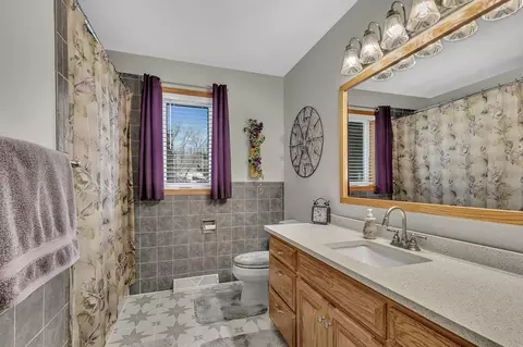 Bath - 1785 Cypress Rd, Saint Cloud, MN 56303 photo 1 of 4