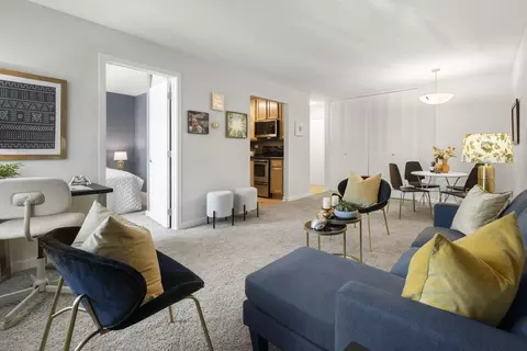 1770 Bryant Ave S #312, Minneapolis, MN 55403