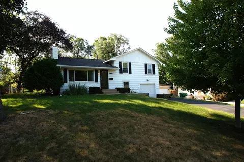 3701 Flag Ave N, New Hope, MN 55427