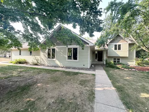 704 Bean Ave, Mora, MN 55051