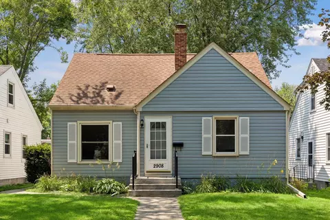 2908 Hampshire Ave S, Saint Louis Park, MN 55426