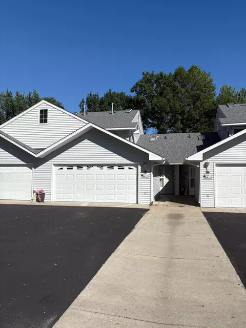 22718 Dunvilla Dr #21, Pelican Rapids, MN 56572