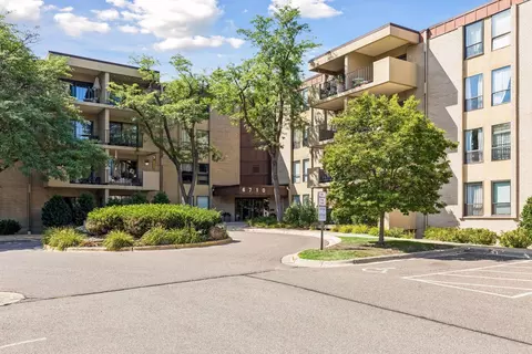 6710 Vernon Ave S #410, Edina, MN 55436