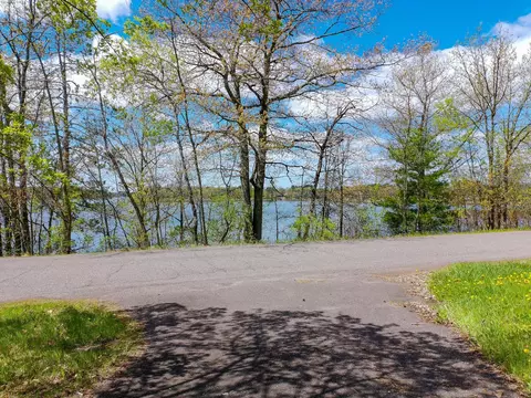 4639 Sand Lake Rd, Moose Lake, MN 55767