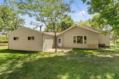 Exterior - 21 Traverse Rd, Saint Cloud, MN 56301 photo 2 of 4