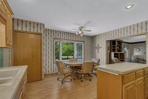 Kitchen - 21 Traverse Rd, Saint Cloud, MN 56301 photo 2 of 5