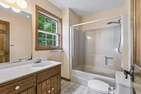 Bath - 6385 134th St E, Northfield, MN 55057 photo 2 of 3