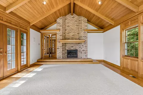 Living - 6385 134th St E, Northfield, MN 55057 photo 4 of 6