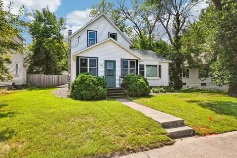380 Mcgrann St, Green Isle, MN 55338
