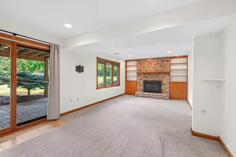 Living - 1945 Beaver Dam Ct, Eagan, MN 55122 photo 9 of 9
