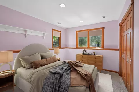 Bedroom - 1945 Beaver Dam Ct, Eagan, MN 55122 photo 6 of 7