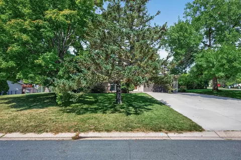 Exterior - 1945 Beaver Dam Ct, Eagan, MN 55122 photo 8 of 9