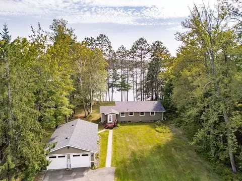 29969 Sunny Beach Rd, Grand Rapids, MN 55744