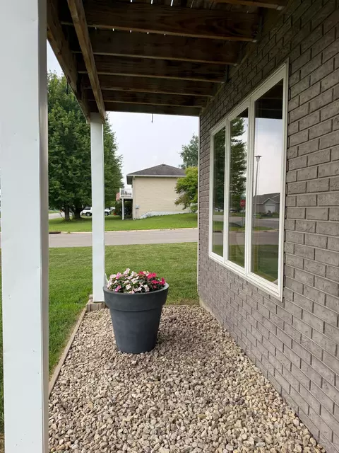 Exterior - 101 6th Ave NE, Elgin, MN 55932 photo 15 of 16