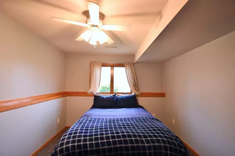 Bedroom - 101 6th Ave NE, Elgin, MN 55932 photo 7 of 8