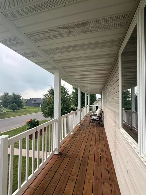 Exterior - 101 6th Ave NE, Elgin, MN 55932 photo 12 of 16