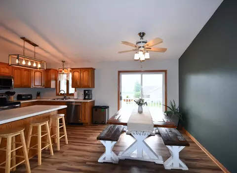 Dining - 101 6th Ave NE, Elgin, MN 55932 photo 3 of 3