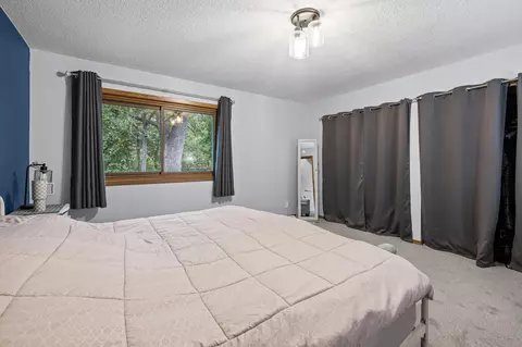 Bedroom - 3253 Evergreen Dr, Eagan, MN 55121 photo 1 of 5