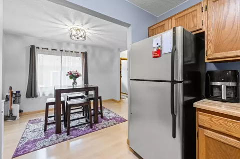 Dining - 3253 Evergreen Dr, Eagan, MN 55121 photo 6 of 6