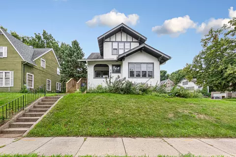 127 Lake Park Blvd, Fairmont, MN 56031