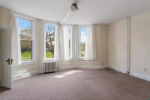 Living - 1931 E Superior St, Duluth, MN 55812 photo 1 of 1
