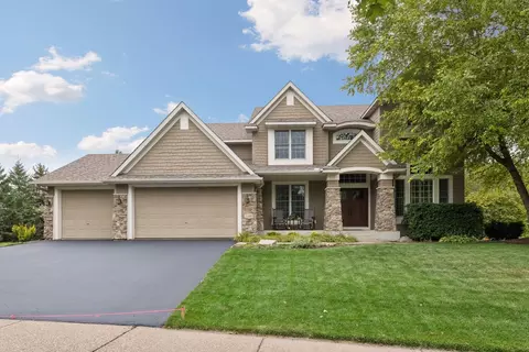 1640 Field Dr, Victoria, MN 55386
