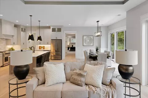 Living - 36 Lilah Ln, Tonka Bay, MN 55331 photo 3 of 5