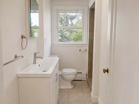 Bath - 606 S 8th St, Brainerd, MN 56401 photo 2 of 3