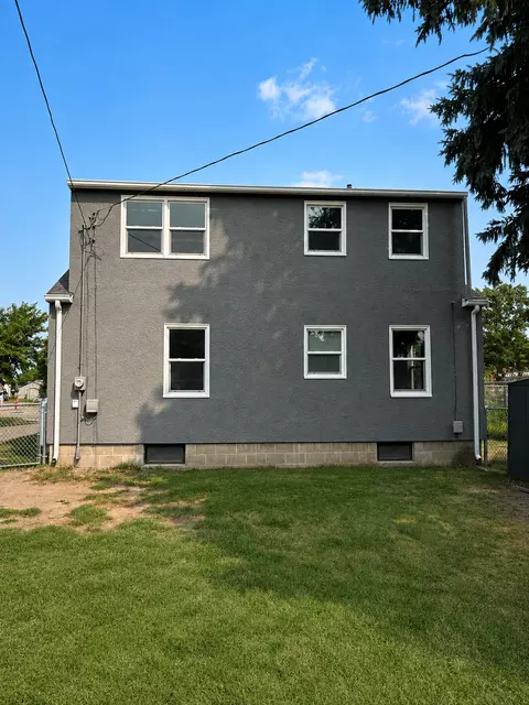 Exterior - 606 S 8th St, Brainerd, MN 56401 photo 4 of 7