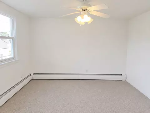 Bedroom - 606 S 8th St, Brainerd, MN 56401 photo 4 of 4