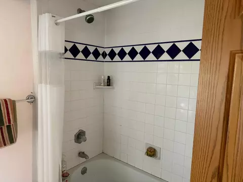 Bath - 525 1st St, Dawson, MN 56232 photo 2 of 2