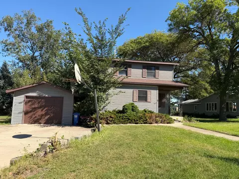 Exterior - 525 1st St, Dawson, MN 56232 photo 5 of 5