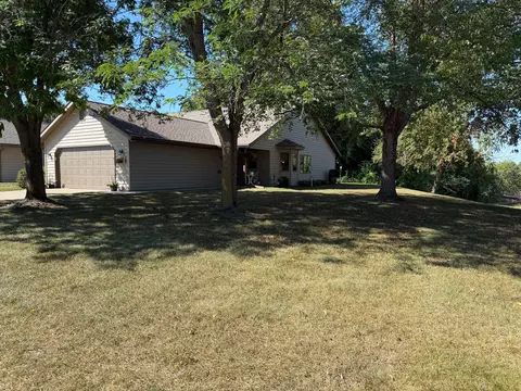 657 Hi Park Ave, Red Wing, MN 55066