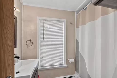 Bath - 540 2nd Ave NW, Plainview, MN 55964 photo 1 of 3