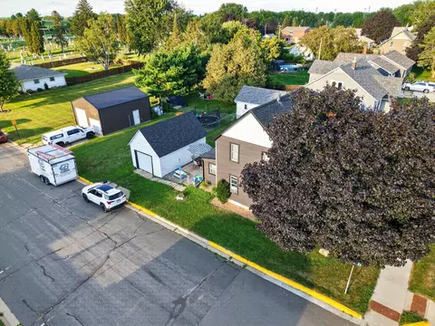 View/Area - 540 2nd Ave NW, Plainview, MN 55964 photo 1 of 4