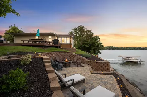 20341 Fairlawn Ave, Prior Lake, MN 55372