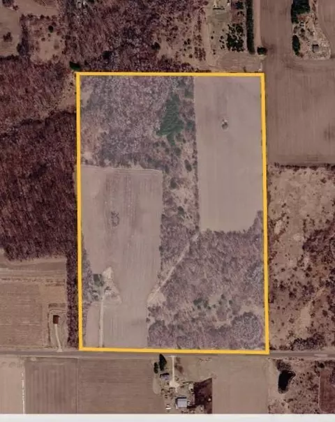 73 45th Ave, Clayton, WI 54004