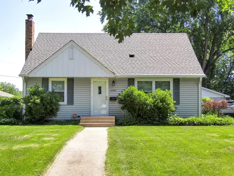 6245 5th Ave S, Richfield, MN 55423