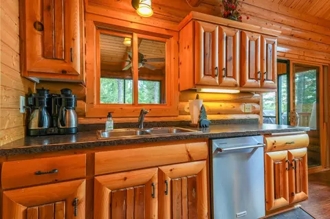 Kitchen - 95822 Pine Is, Tower, MN 55790 photo 3 of 3