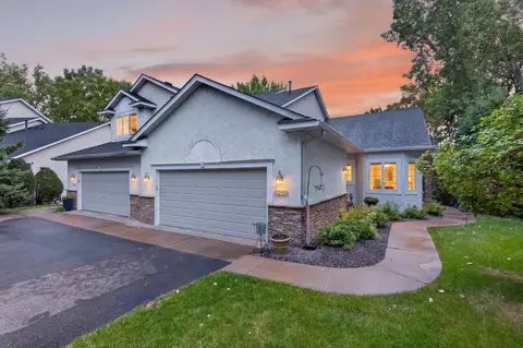 13250 39th Ave N, Plymouth, MN 55441