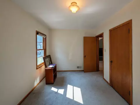 Bedroom - 616 S 9th St, Montevideo, MN 56265 photo 2 of 10