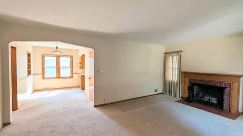 Living - 616 S 9th St, Montevideo, MN 56265 photo 2 of 2