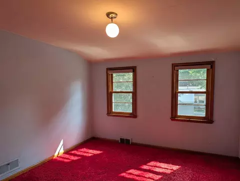 Bedroom - 616 S 9th St, Montevideo, MN 56265 photo 5 of 10